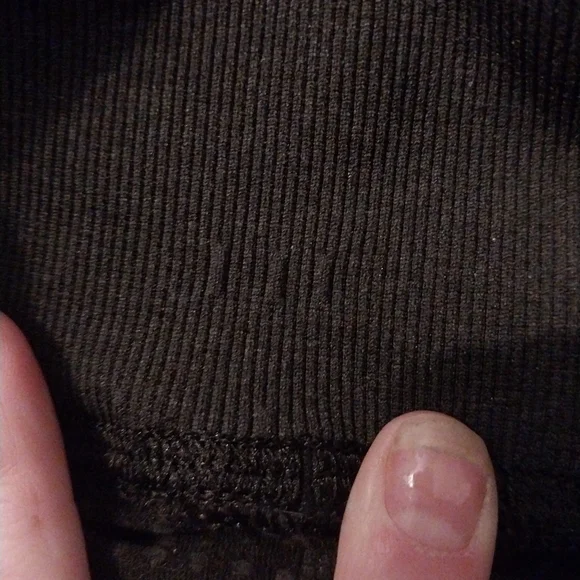 Gymshark Shorts - Picture 2 of 4